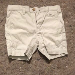 Vineyard vines boys khaki shorts